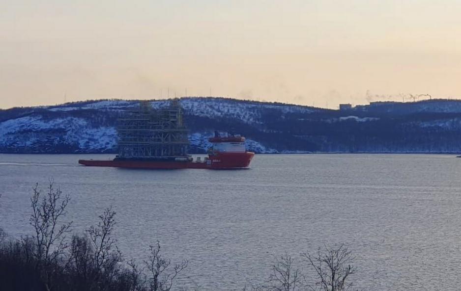 Audax traveling up Kola Bay to Belokamenka. (Source: Belokamenka VK page, via user Bekzod Turaev) audax Kola Bay